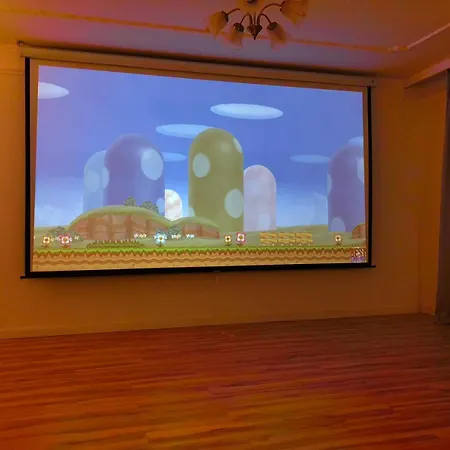 Rafael Kaiser Privee - Spielberg Willa *